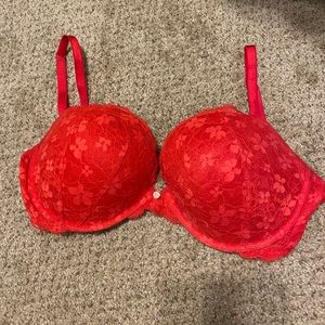 Red Lace VS Bra